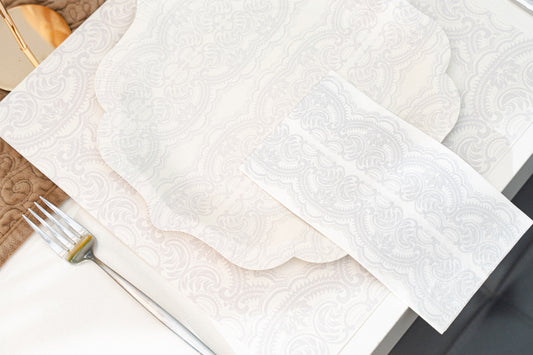 How to Set the Perfect Wedding Reception Table with Elegant Disposable Plates