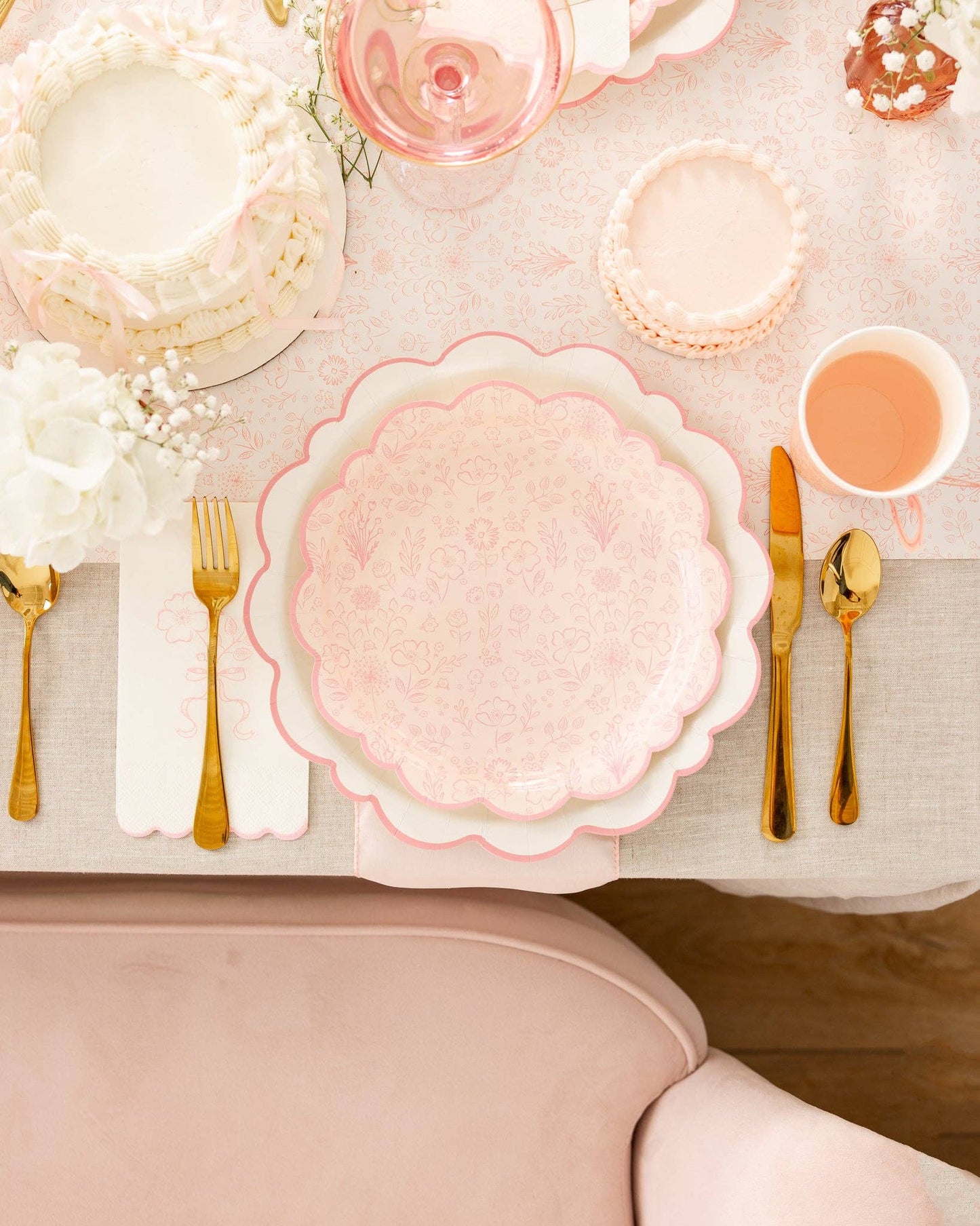 Rose Paper Table Runner
