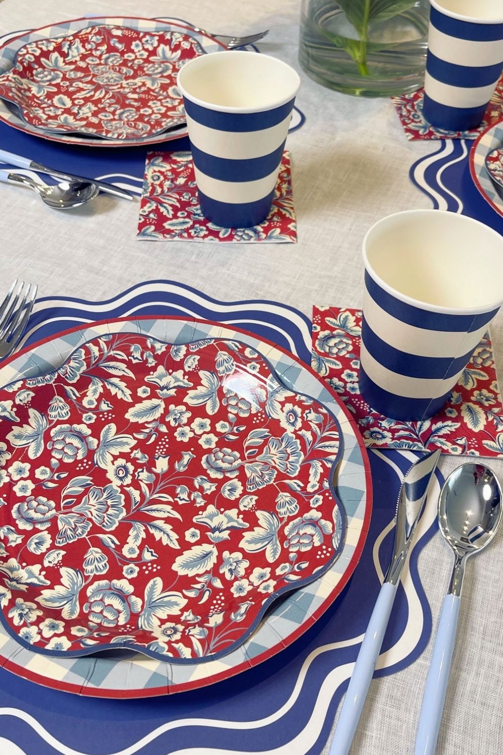 Americana Disposable Tableware Party Set – Plates, Cups, Napkins & Placemats (52 Pieces)