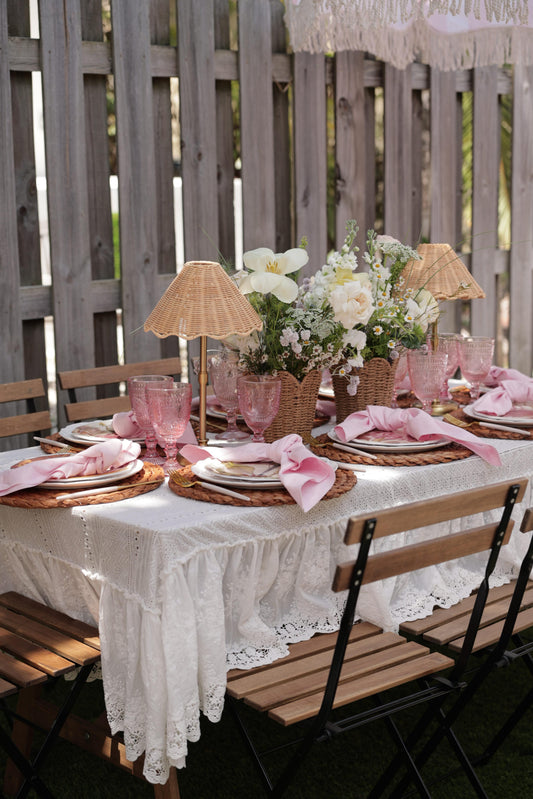 How to Host a Picture-Perfect Picnic-Themed Summer Party