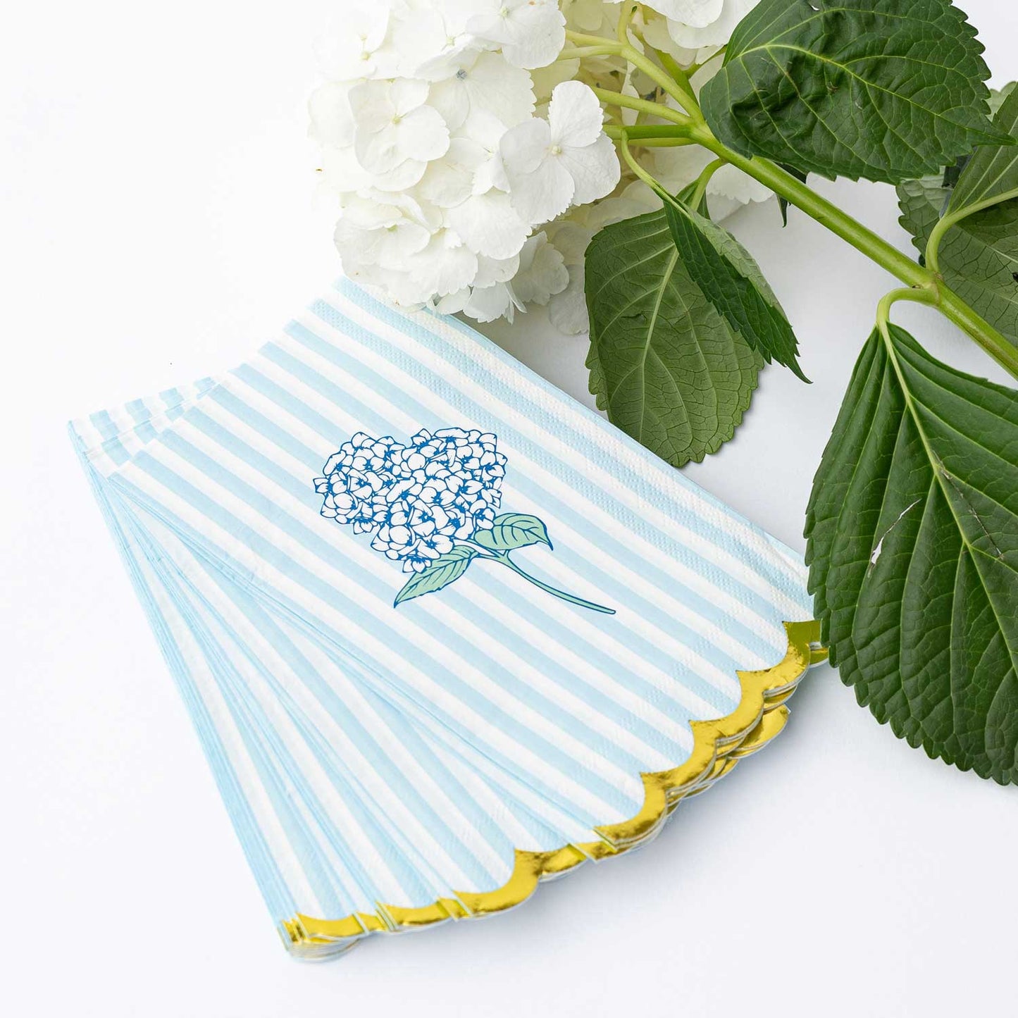 Hydrangea Baby Blue Paper Guest Dinner Napkin - 16 Pack